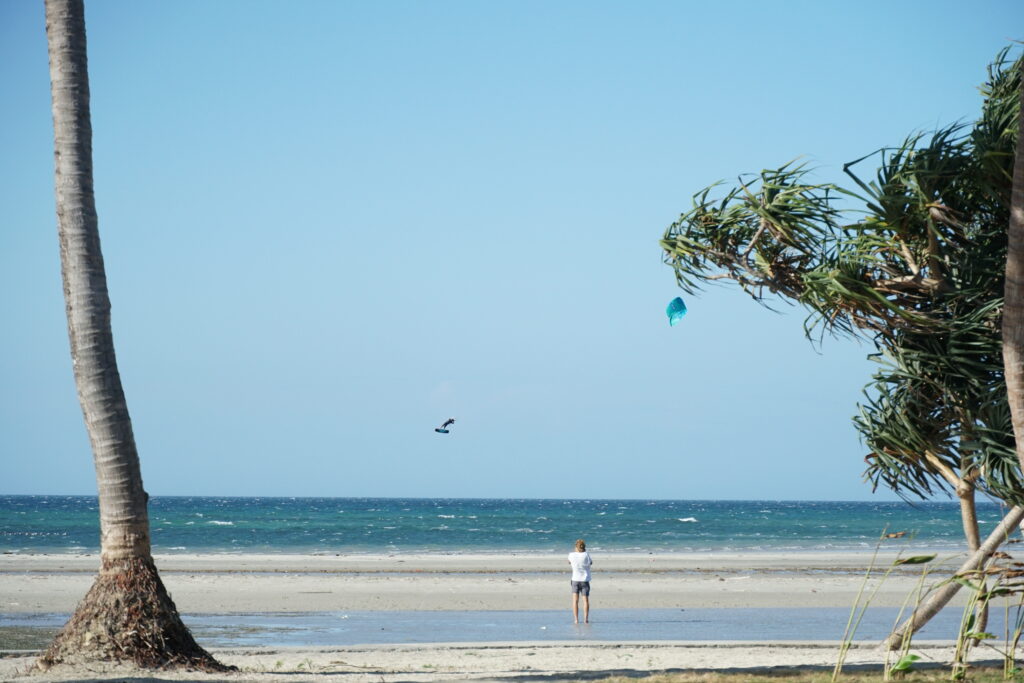kiteloop kitesurfing in lombok and east indonesia